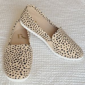 NWOT Womens Cheetah Print Slip Ons